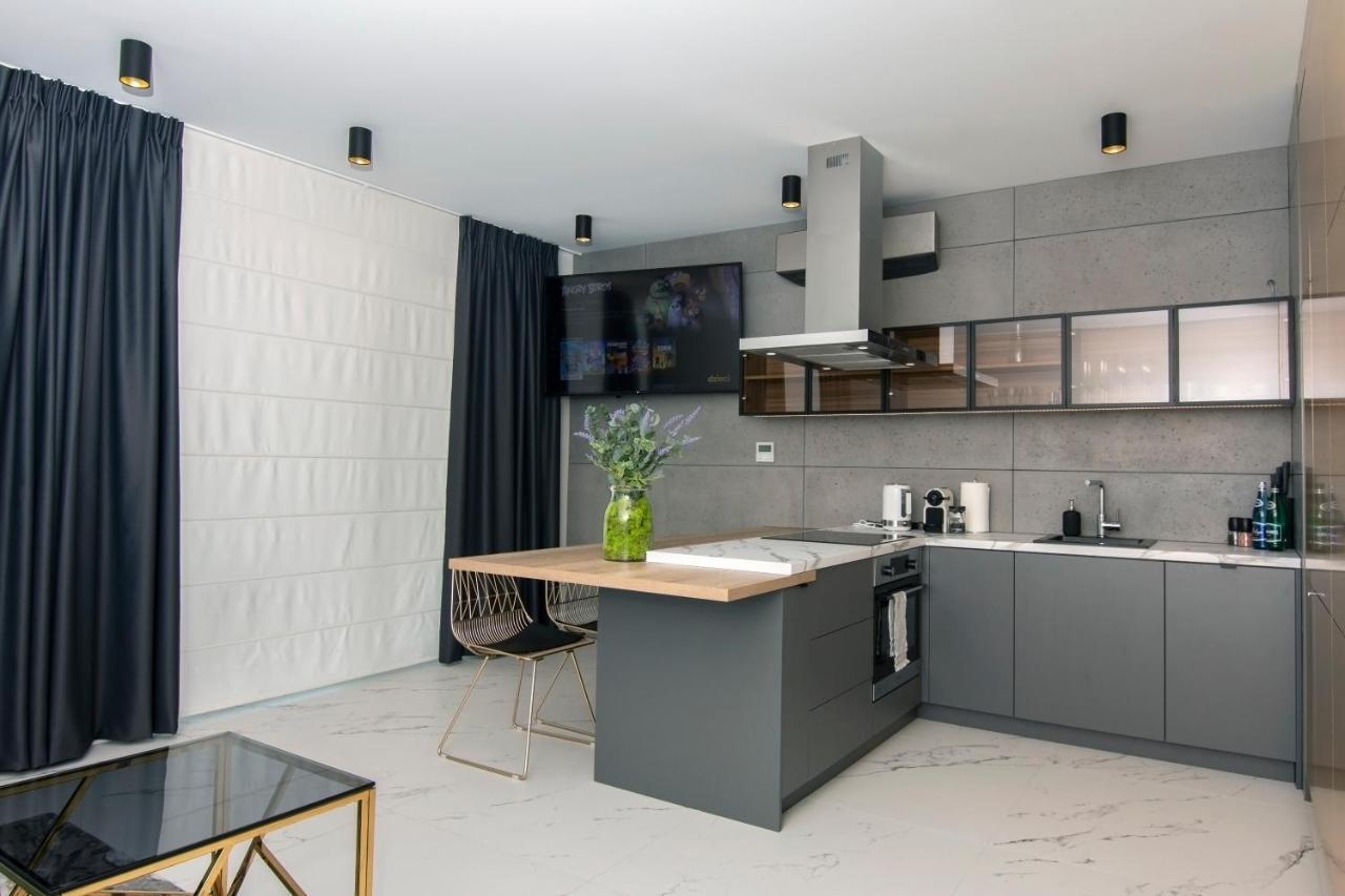 El Apartments - Aries Poznan Luaran gambar